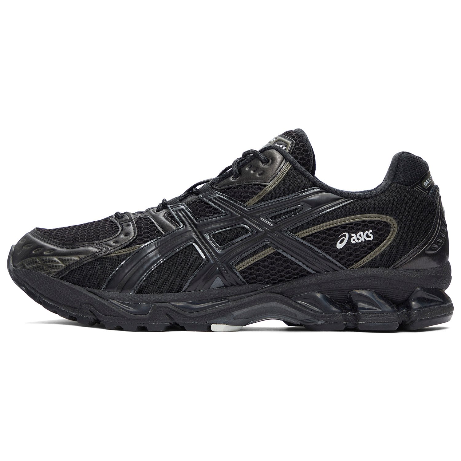 asics gel nimbus 10 1 triple black 1203a780 001 0 11595.jpeg