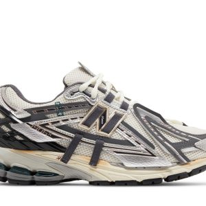 new balance 1906a silver gold metallic m1906ad 0 41606.jpeg