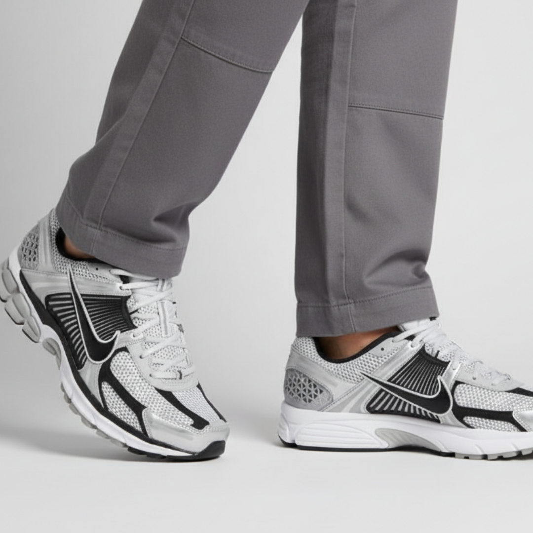 nike air zoom vomero 5 metallic silver black fj4 1 6585.png