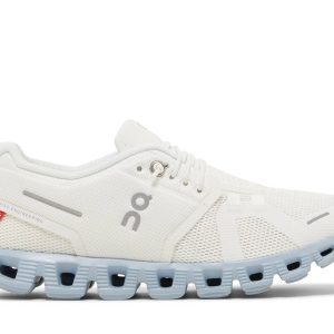 on cloud 5 white chambray women 0 25221.jpeg