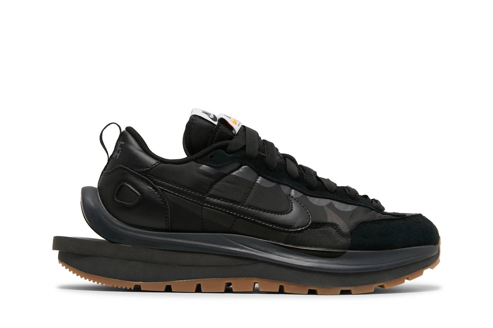 sacai x nike vaporwaffle black gum dd1875 001 0 36961.jpeg