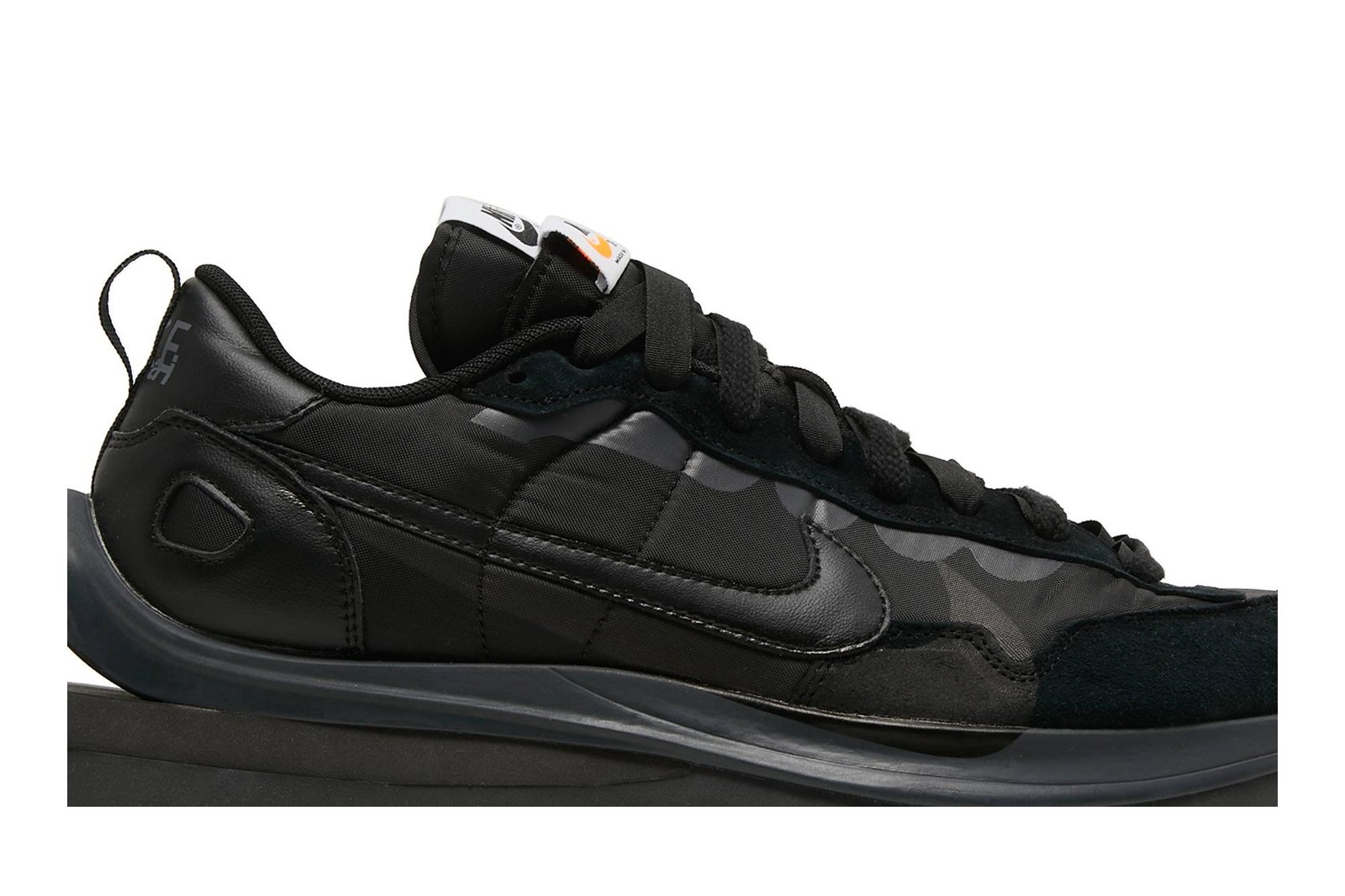 sacai x nike vaporwaffle black gum dd1875 001 1 36961.jpeg