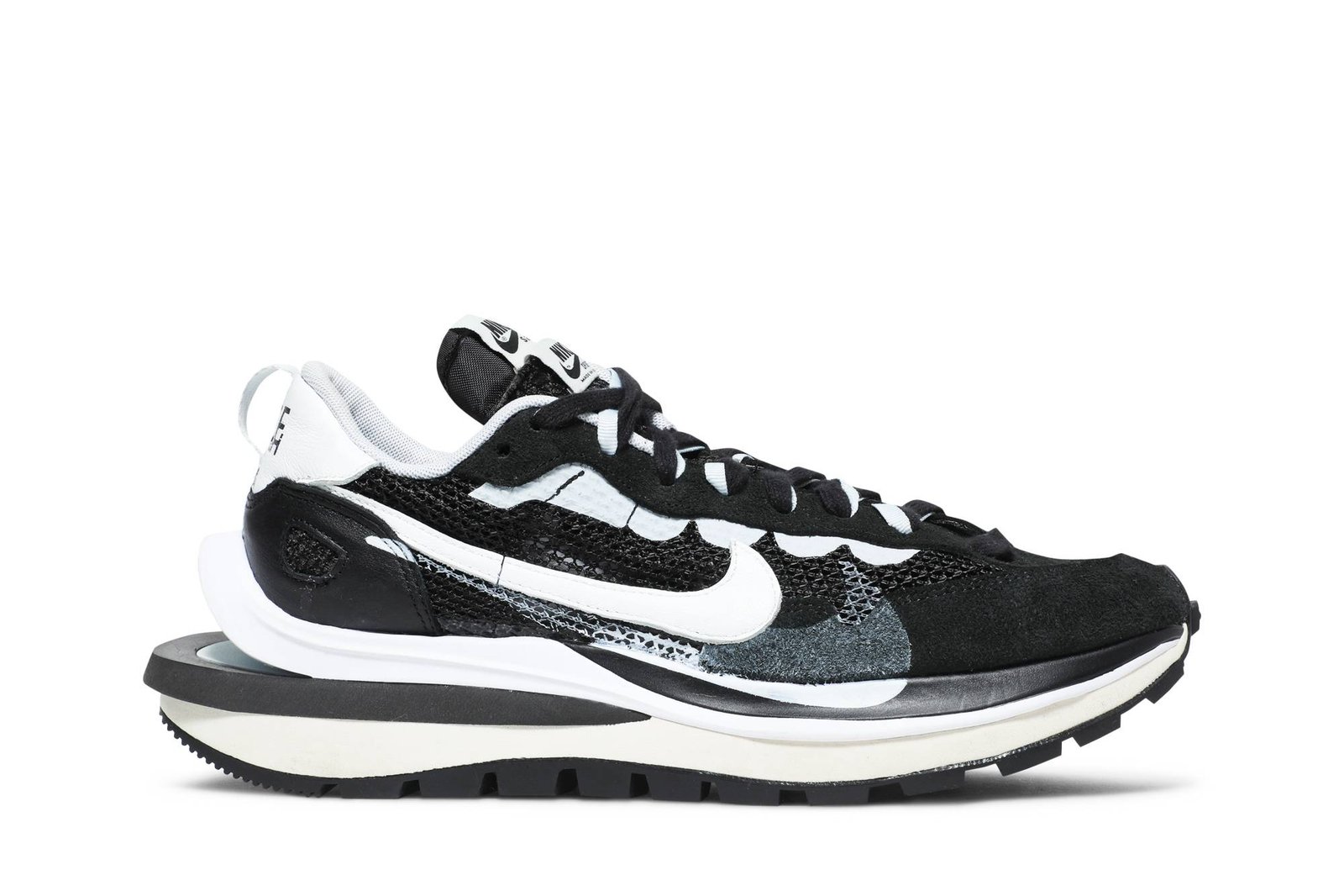 sacai x nike vaporwaffle black white also worn 0 97600.jpeg
