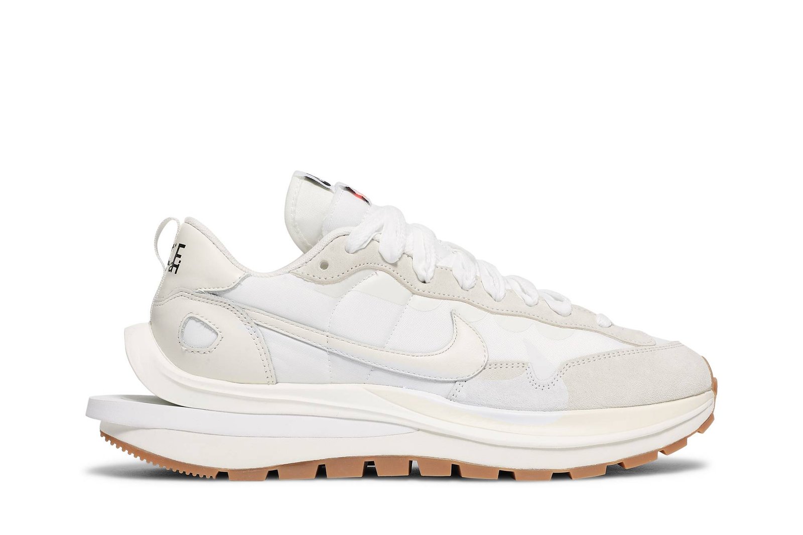 sacai x nike vaporwaffle sail gum dd1875 100 0 38074.jpeg