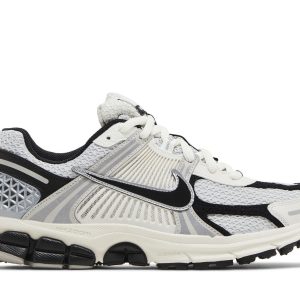 women nike air zoom vomero 5 photon dust black 0 73155.jpeg