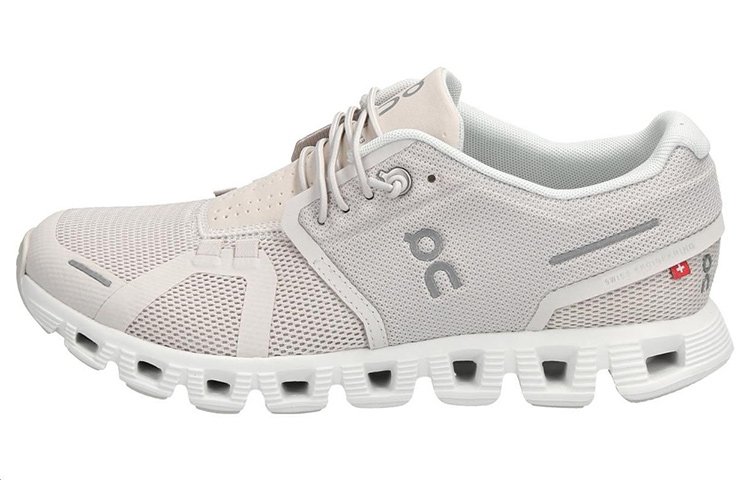 women on running cloud 5 pearl white 59 98773 0 6502.jpeg